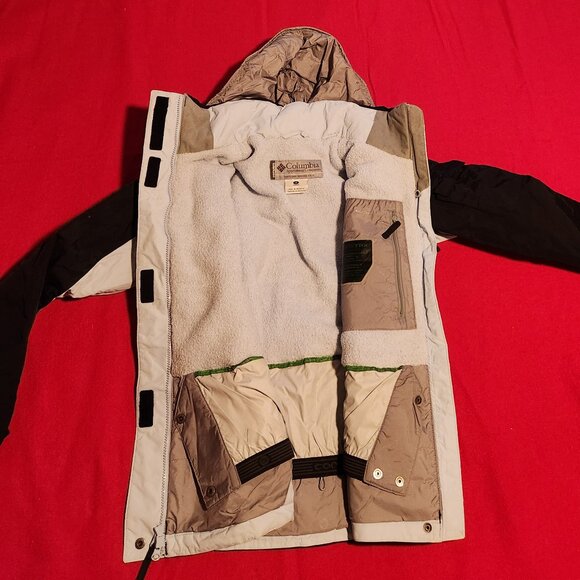 Columbia Ladies Small ski jacket - Picture 3 of 8